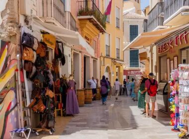 que-ver-calle-granada-malaga-andaluciavibes