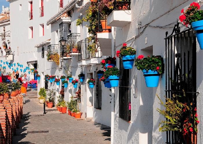 pueblos-vivir-familia-malaga-andaluciavibes