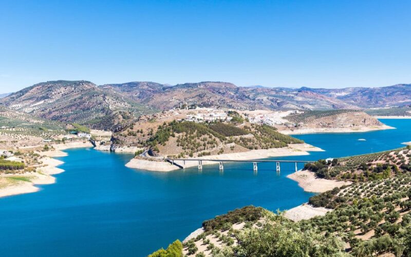 mejores-embalses-navegables-andalucia