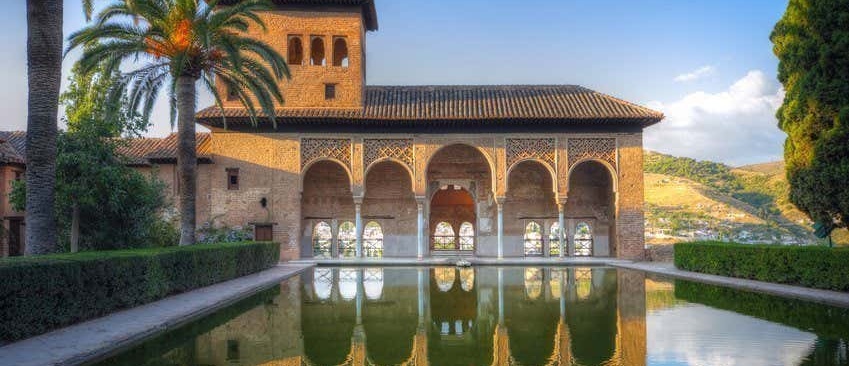 Visita guiada por la Alhambra y los Palacios Nazaríes con entrada Foto galería 3