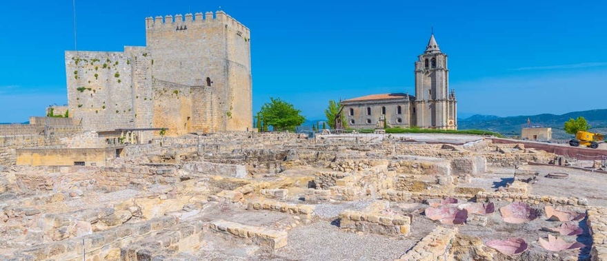 Visita guiada por la Fortaleza de la Mota