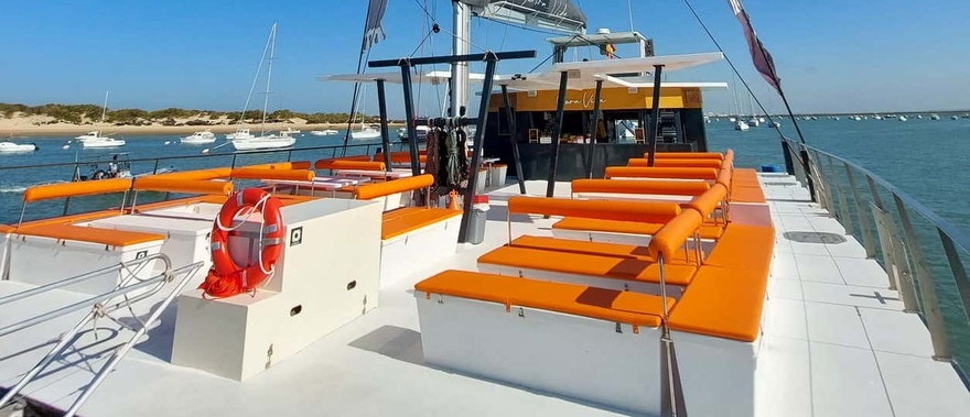 Paseo en catamarán junto al castillo y la playa de La Barrosa de Sancti Petri Foto galería 2