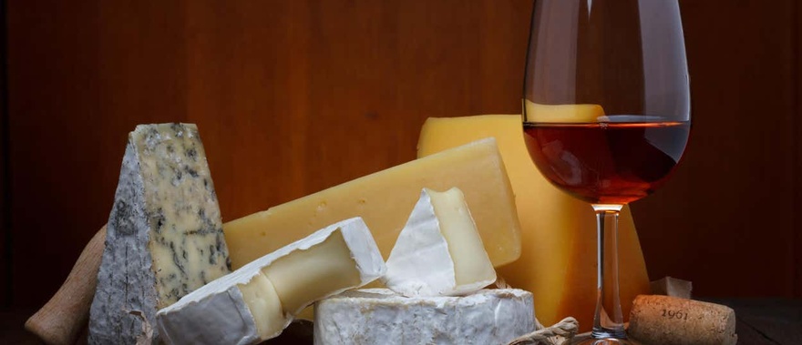 Cata de quesos y vinos en Córdoba