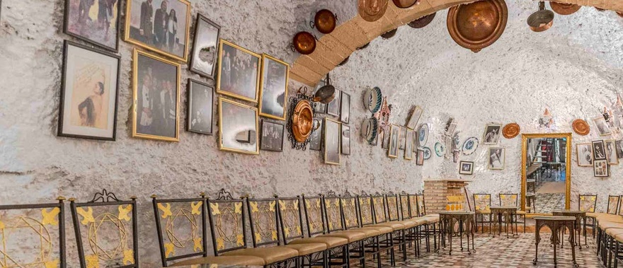 Espectáculo flamenco en el tablao Cueva Los Amayas Foto galería 1