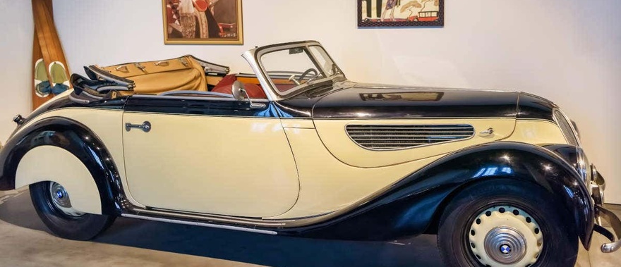 Entrada al Museo Automovilístico y de la Moda Foto galería 1