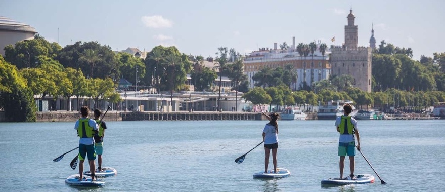 Alquiler de equipo de paddle surf en Sevilla