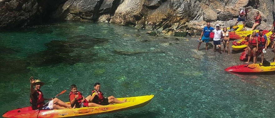 Kayak y snorkel en la playa de La Rijana Foto galería 3