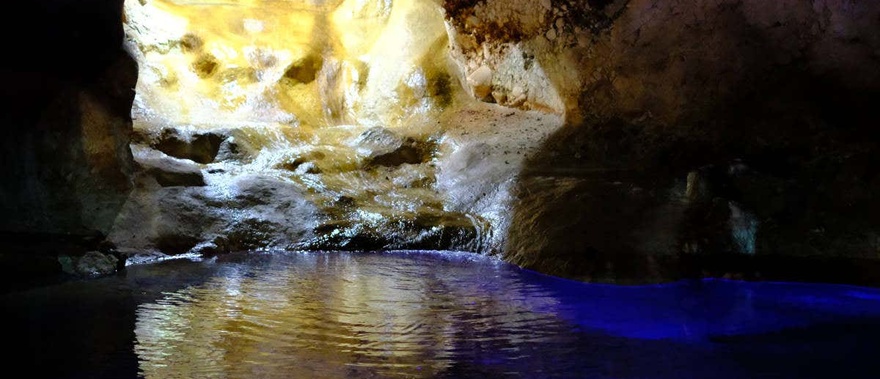 Entrada a la Cueva del Tesoro en Málaga Foto galería 3