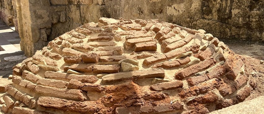 Guided tour of Medina Azahara Gallery Photo 2