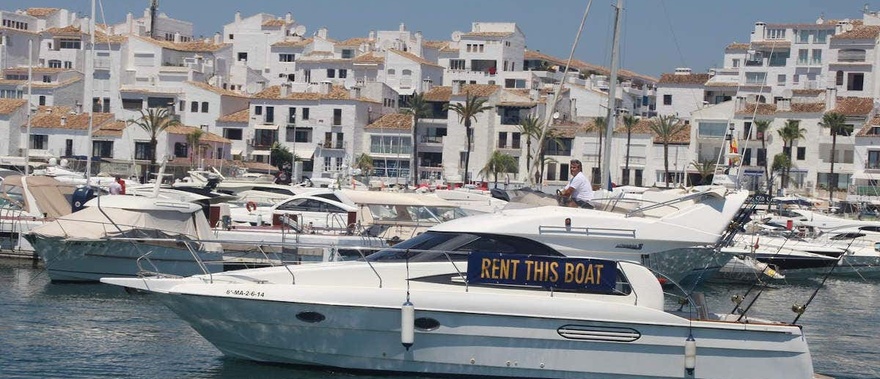 Paseo en barco privado por Puerto Banús Foto galería 2