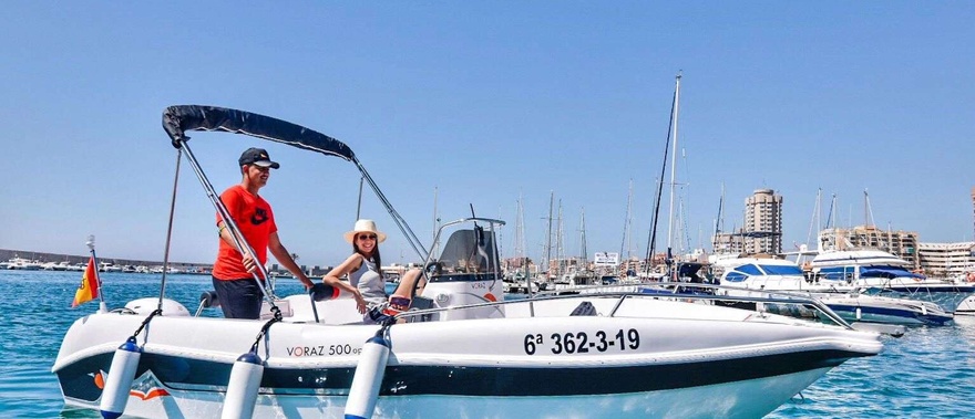 Alquiler de barco sin licencia en Fuengirola