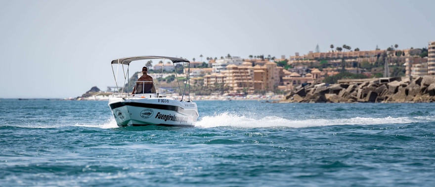 Alquiler de barco sin licencia en Fuengirola Foto galería 4