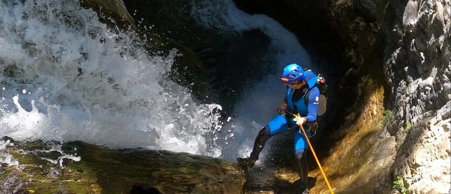 Barranquismo en la Sima del Diablo