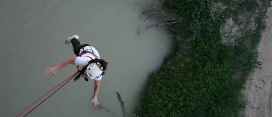 Salto de puenting sobre el río Genil Foto galería 1