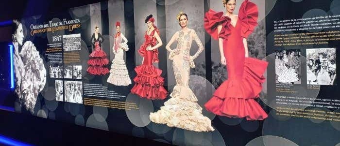Entrada al Museo del Traje de Flamenca Foto galería 4