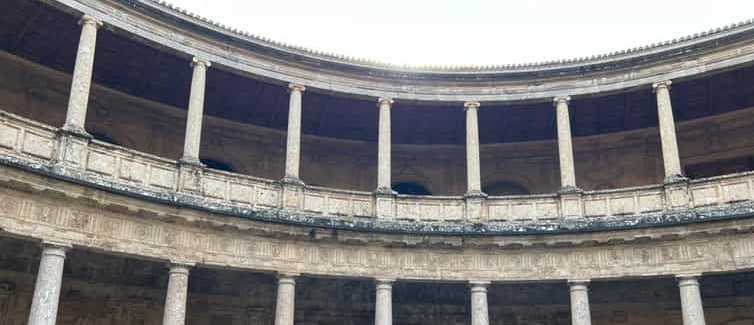 Visita guiada a la Alhambra y Palacio de Carlos V Foto galería 1