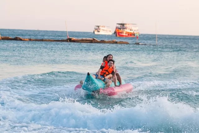 Sesión de Banana Boat en Mojácar (Almería)