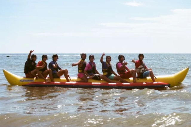 Sesión de Banana Boat en La Antilla (Huelva)