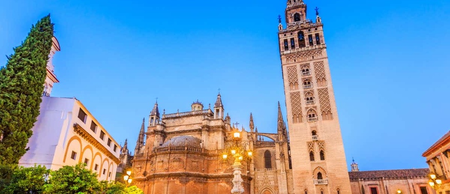 Tour nocturno por el barrio de Santa Cruz de Sevilla Foto galería 3